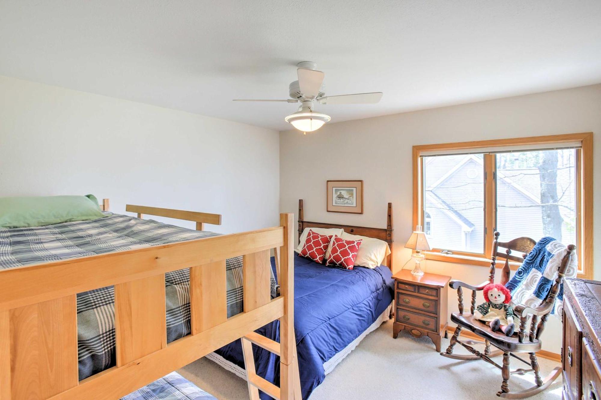 Gorgeous Charlevoix Home On Lake Michigan! Ellsworth Exterior photo